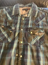Guess plaid long sleeve shirt w pockets S nice studio wardrobe sale
