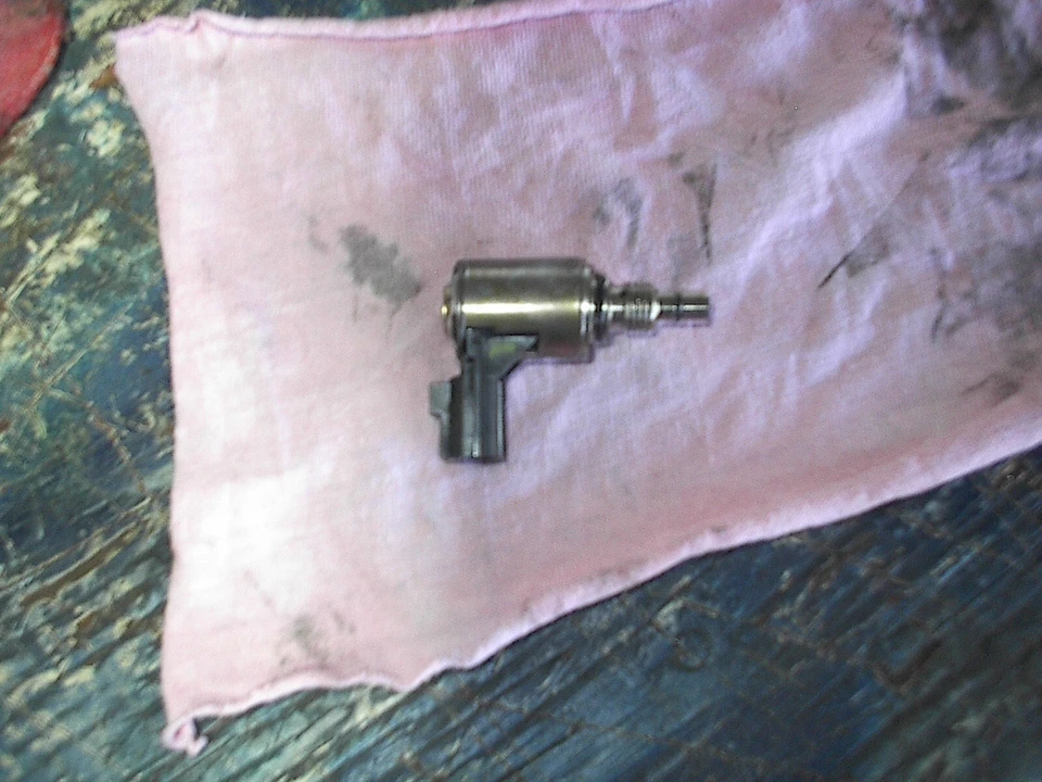 Jeep Grand Cherokee WJ 01-04 4.7 Hydraulic Cooling Fan Solenoid - Image 2 of 4