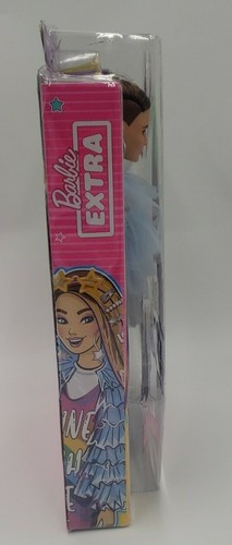 Barbie Extra Puppe #9 in blau gerüschte Jacke Haustier Krokodil Bling Haarspangen - Bild 5 von 5