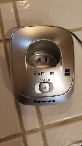 Panasonic KX-TG4011N 6.0 Plus Cordless Phone with Charging Base - Zdjęcie 9 z 13