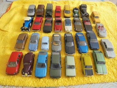 lot de 31 voitures miniatures 1/43 ème norev , solido par hachette - Photo 1/4