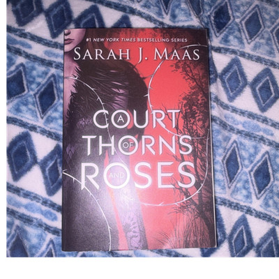 Sarah J. Maas A Court of Thorns and Roses First Paperback Edition OOP ACOTAR