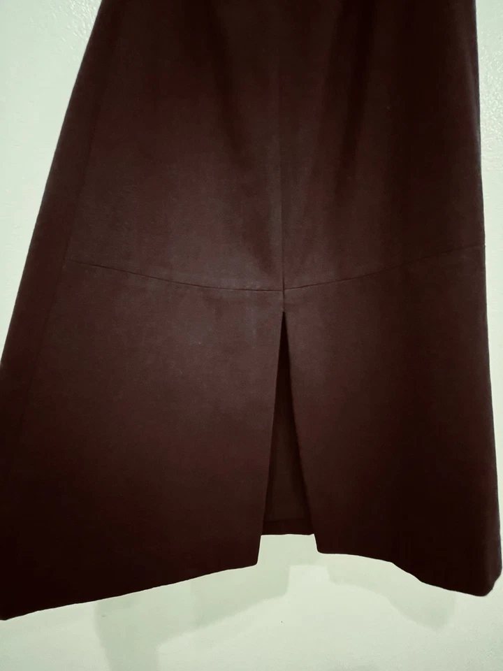 Falda Larga Banana Republic Color Borgoña Talla 4 Foto 3 de 4