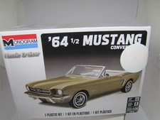 1964 64 1/2 FORD MUSTANG CONVERTIBLE MODEL KIT AMT 1/24 SCALE MONOGRAM