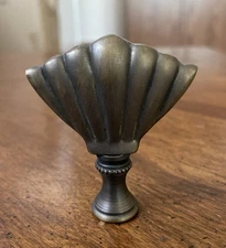 Preowned NOS Modern Solid Metal Aged Brass Finish Fan Shape Lamp Finial