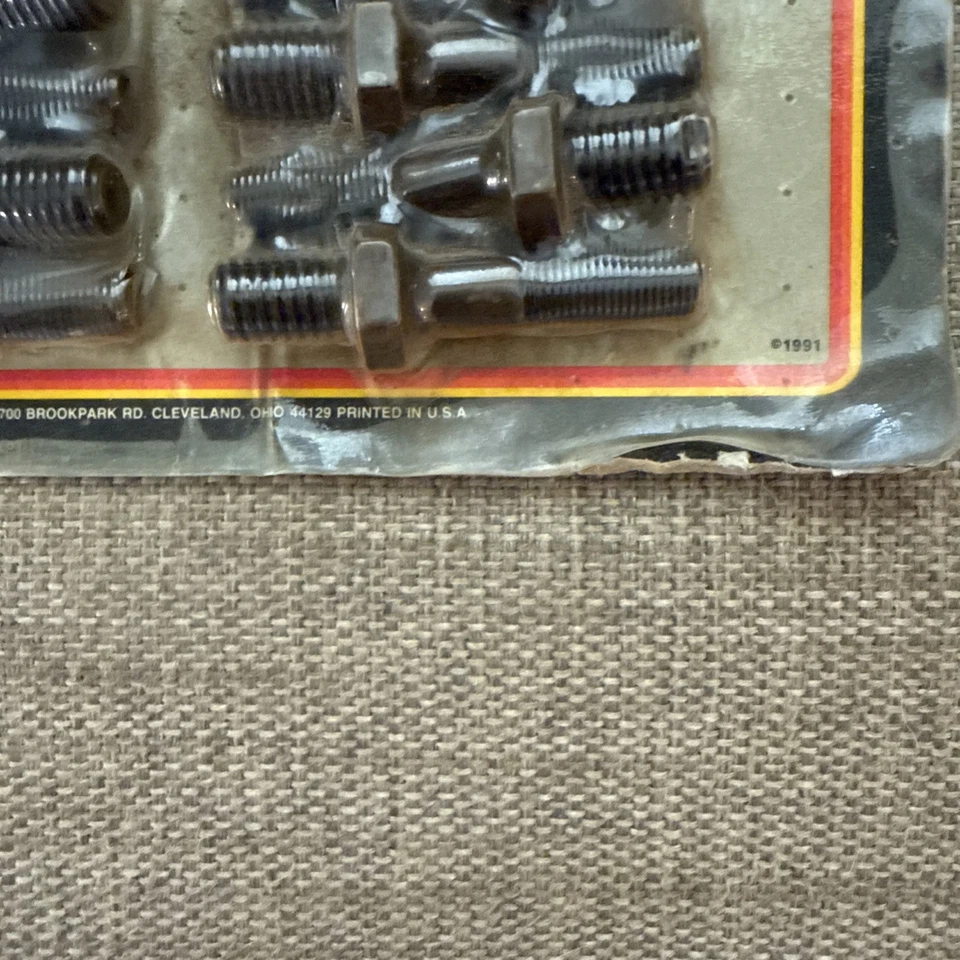 Mr Gasket #1075 Ultra Seal Screw-in rocker studs, 3/8" 16pc set - Image 3 of 4