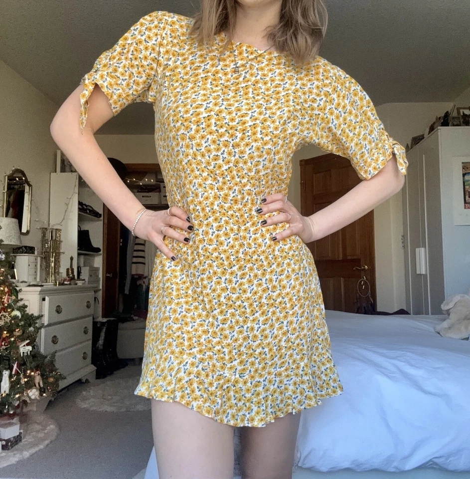 Faithfull The Brand Daphne Yellow Floral Marguerite Mini Dress — 第 4/4 张图片