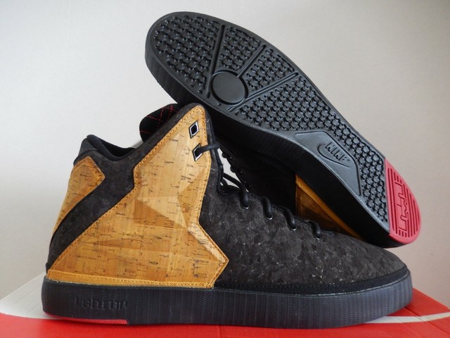 nike lebron lifestyle