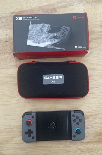 GAMESIR X2 Bluetooth Mobile Gaming Controller Type-C USB Plug Black Gray