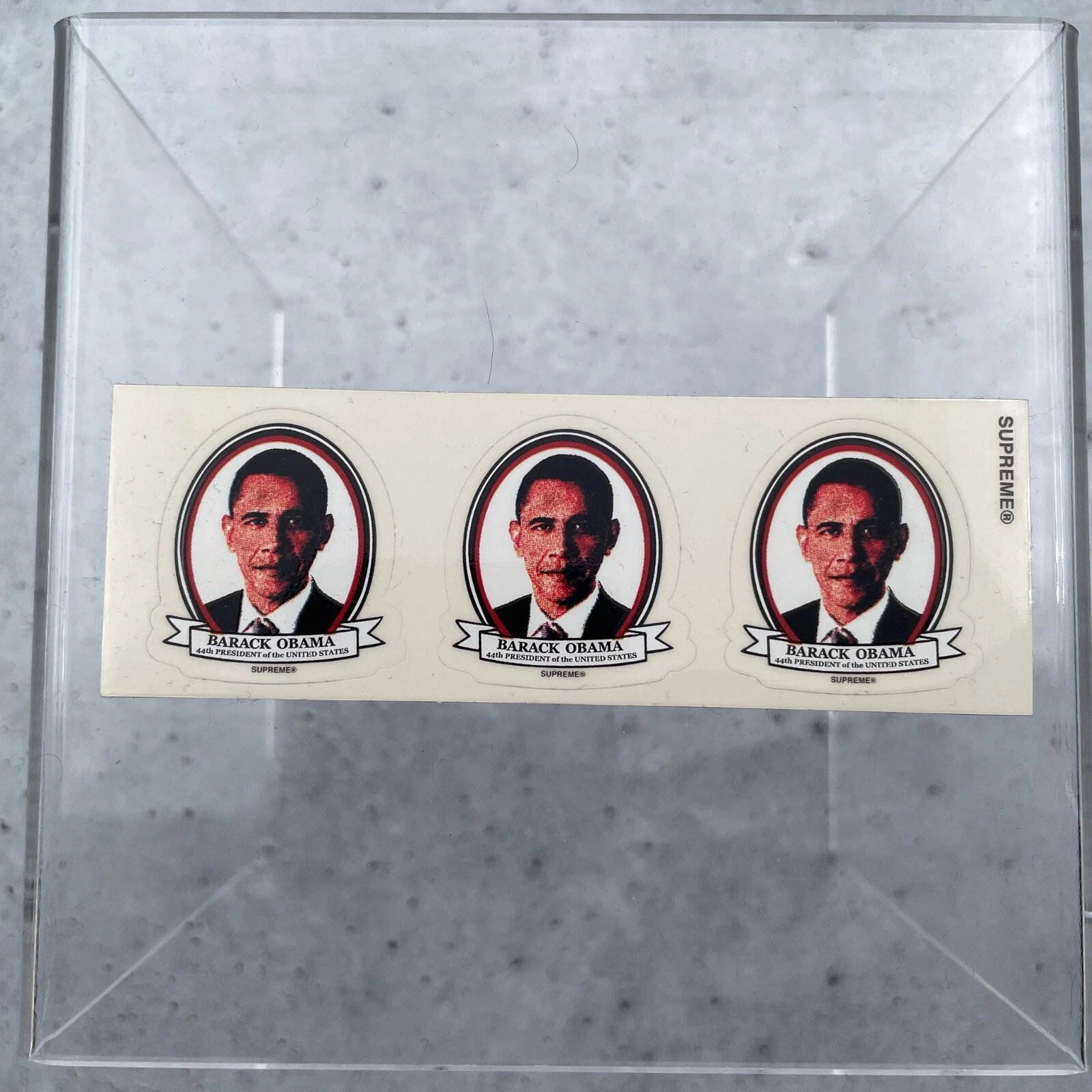 Autocollant décalcomanie Supreme Mini Obama 100% accessoires authentiques
