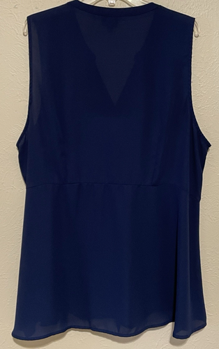 Torrid 3X Top ärmellos blau Knopfleiste Taille zum Binden leicht fließend V-Ausschnitt - Bild 16 von 17