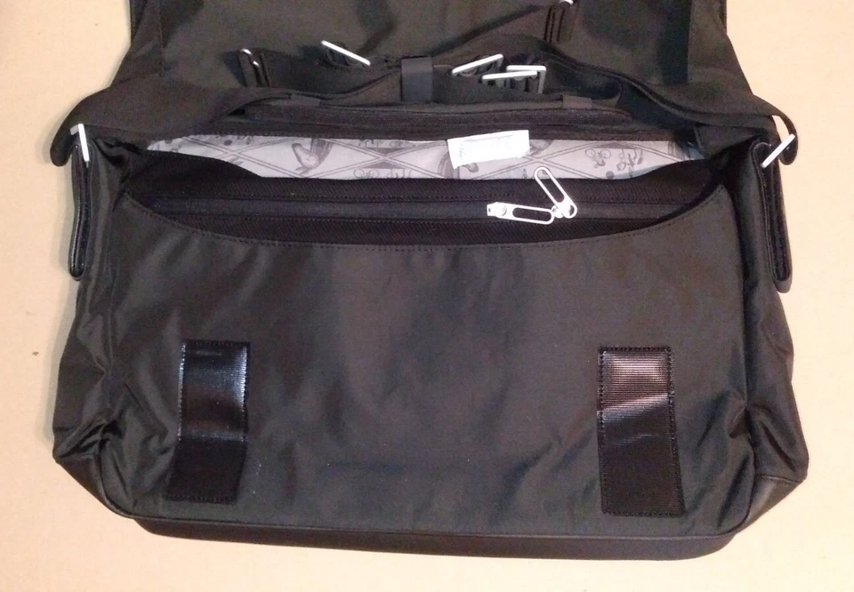 Brooks Strand Bolso Mensajero con Compartimento para Portátil Negro Nuevo Foto 3 de 4