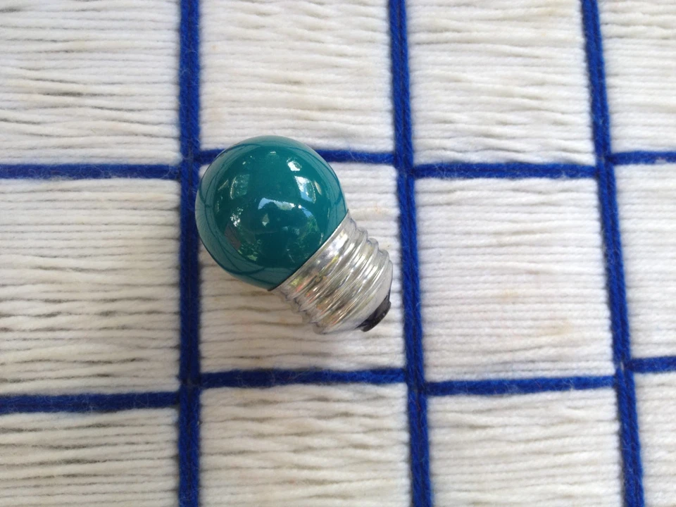 new GE mint VINTAGE GREEN 7 &1/2 WATT S11 night LIGHT BULB 7.5s11 sign 11880 nos - Image 4 of 4