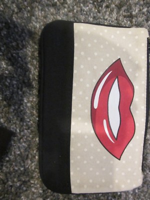 Trendy Cosmetic Bag