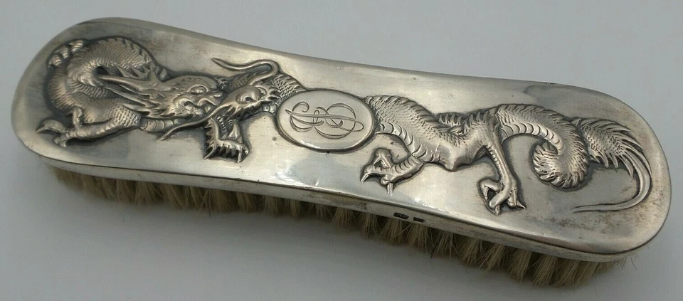 Antiguo cepillo de tocador de dragón de plata esterlina de exportación china TUCK CHANG de 1900 Foto 4 de 4
