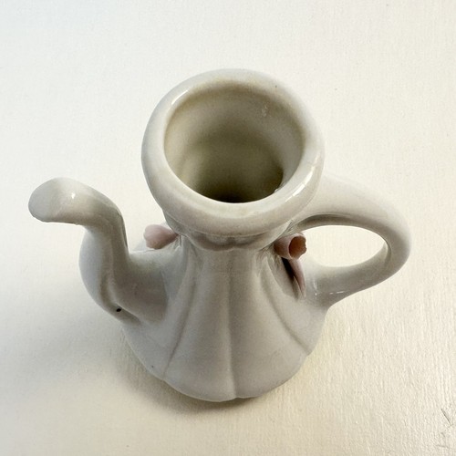 Vtg Nova Capodimonte Mini Pitcher, Bud Vase, Raised Flower Relief, Italy - Picture 7 of 13