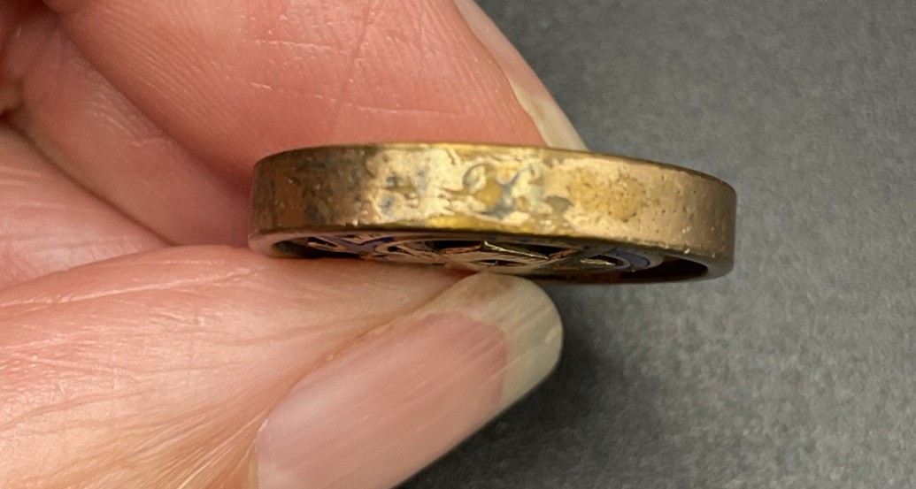 ANTIQUE MASONIC WATCH FOB WITH ENAMELED CENTER READ DESCRIPTION