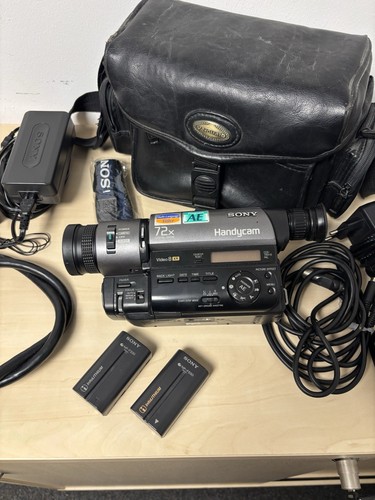 Sony Handycam CCD-TR511E Camcorder - 8mm Video Camera Recorder 72x Zoom - Bild 2 von 20