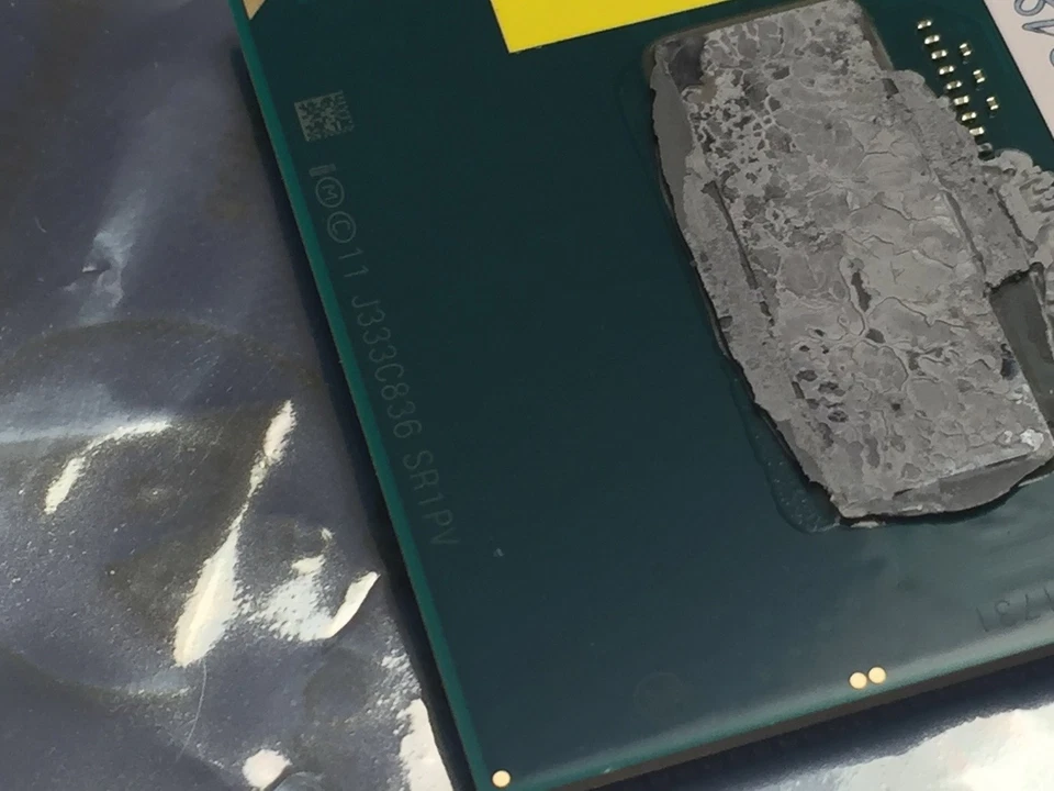 Procesador CPU para computadora portátil Intel Core i7-4810MQ 6M cuatro núcleos 2,8 GHz Socket G3 SR1PV  Foto 2 de 2