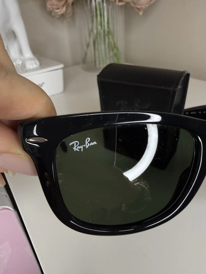 Ray-Ban Wayfarer Folding Classic RB4105 Sunglasses - Black/Green, photo 4 of 5