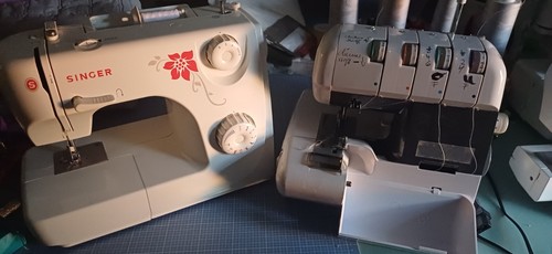 Nähmaschine Singer neu , inkl. Overlock - Bild 10 von 11