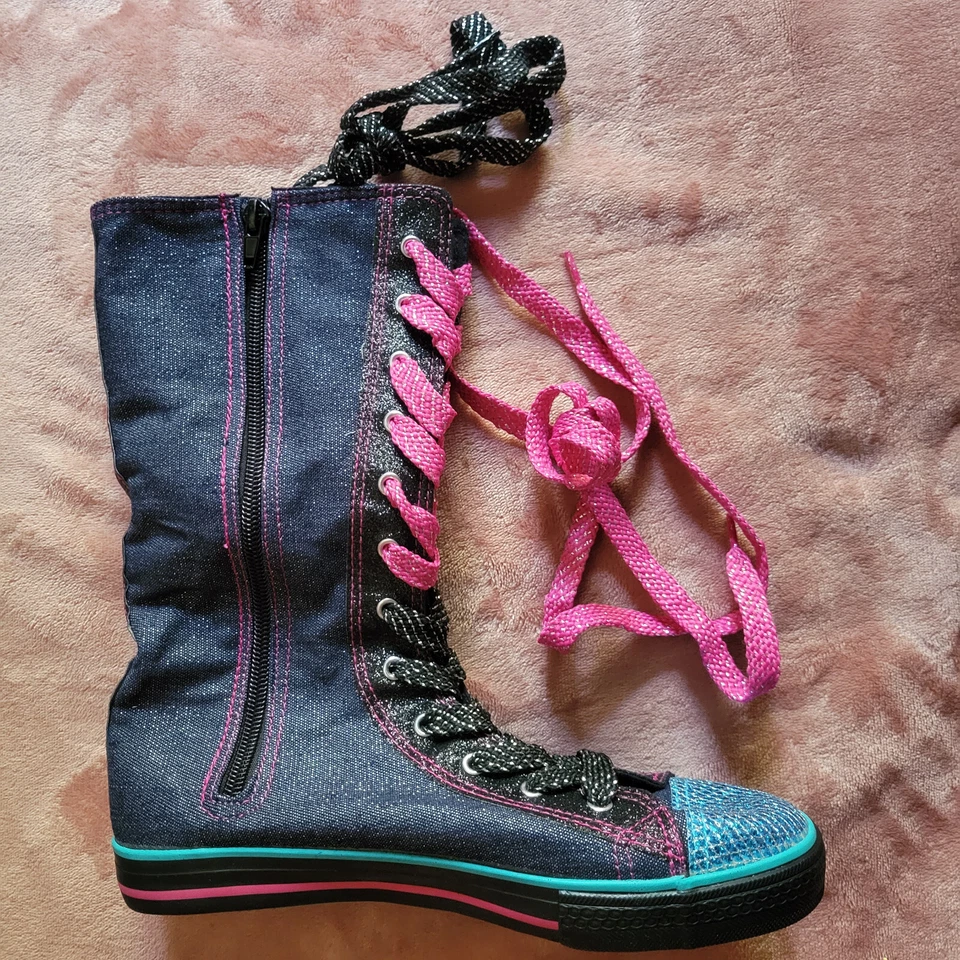 Nuevas Botas Tenis Niñas Talla 5 Azul Brillo Denim Peace Love Hasta la Rodilla Nuevas con Etiquetas Foto 3 de 4