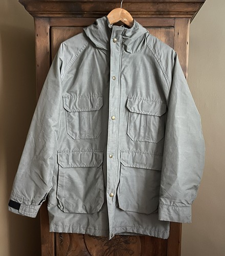 Vintage Woolrich Womens Rain Jacket 
