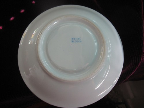 Vintage Gold Trimmed Violet Design Cup & Saucer Made in Japan - Picture 11 of 12