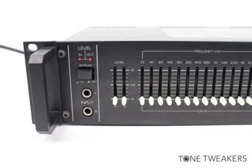 ROLAND SEQ-315 EQUALIZZATORE GRAFICO Studio Rack EQ revisionato RIVENDITORE ATTREZZI VINTAGE - Foto 2 di 11