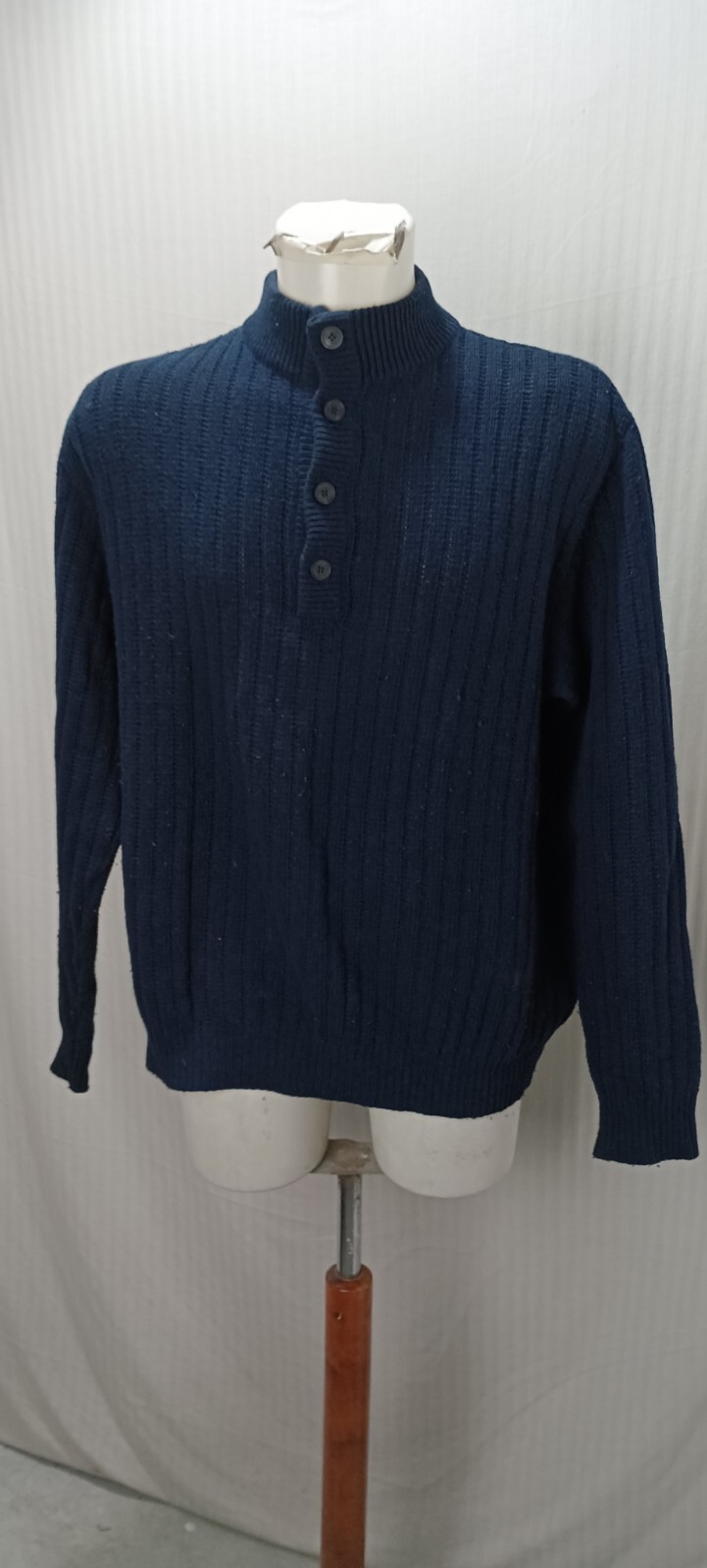 Articolo E594 maglione uomo Yves Saint Laurent blu taglia L ascelle 66cm spal