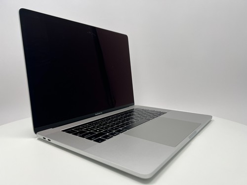 2016 Apple MacBook Pro 15-inch i7 2.9GHz 16GB RAM 512GB SSD | Radeon Pro 460 - Picture 6 of 14