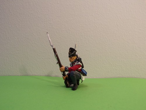 NAPOLEONIC WAR BRITISH INFANTRY FRONTLINE 1-32 54MM PAINTED LEAD KNEEL REPEL 3 - Picture 2 of 9