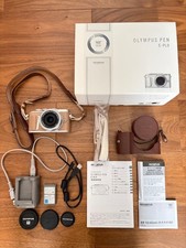 Olympus PEN E-PL9 Mirrorless w/ 14-42mm EZ Lens Shutter 691