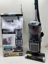 Shark Rotator Swivel Pro Bagless Corded Upright Vacuum ZU81 *USED