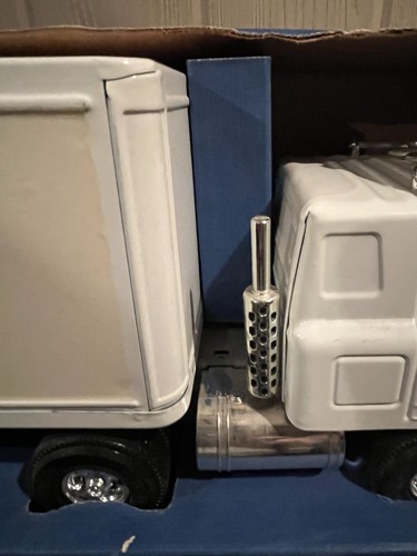 Semirimorchio e camion Kraft Cheez Whiz Ertl acciaio pressato metallo semirimorchio - Foto 4 di 18