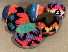 NIP Crocheted Beginners Juggling Balls