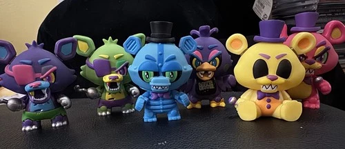Funko Five Nights at Freddy's Blacklight Mystery Minis
