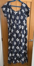 NWT - Maxi Dress by Loretta - Size 22/24 - wear on or off shoulder