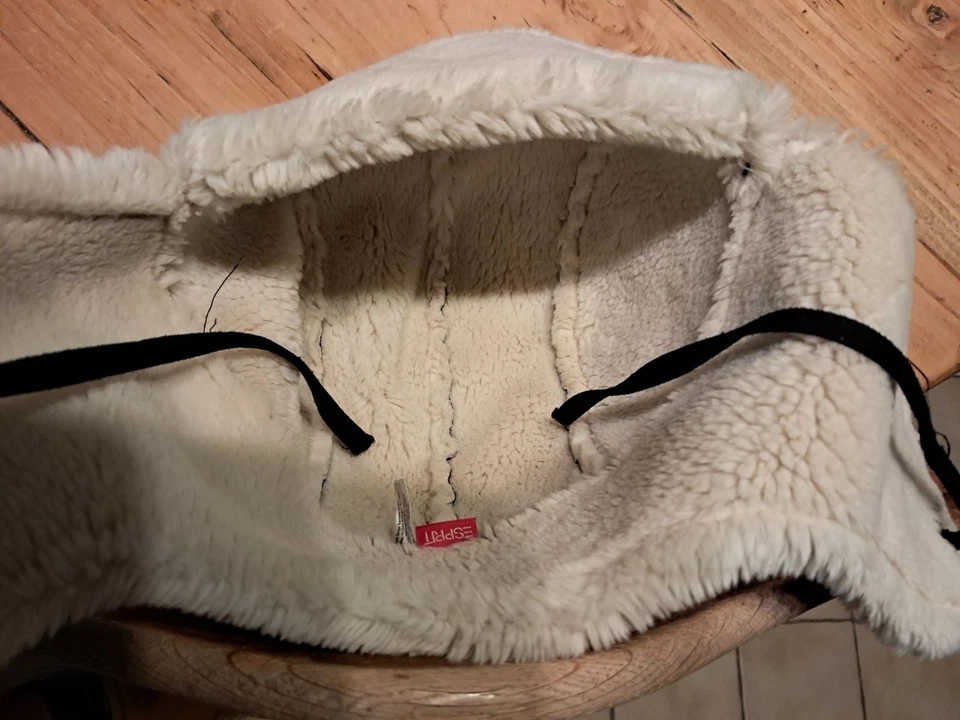 Esprit Kinder Unisex Wintermütze mit Ohrenklappen, Trapper-Mütze, Fliegermütze - Bild 3 von 4