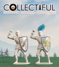 TIMPO VINTAGE LEAD FIGURE - MEDIEVAL KNIGHT CRUSADERS x 2 - BRITAINS SIZE 268