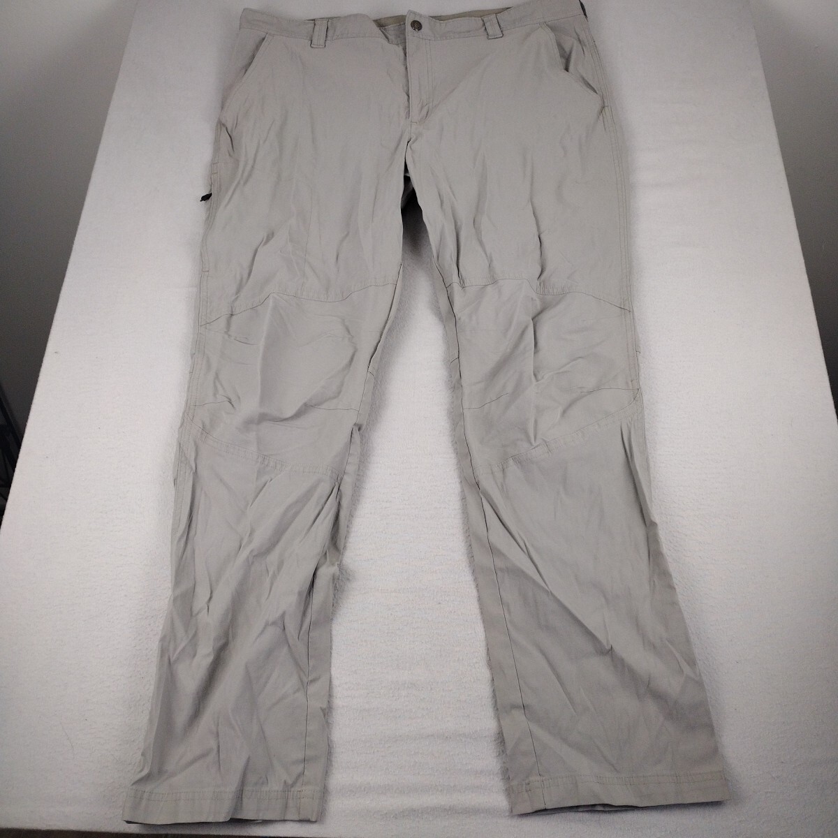 Columbia Omni-Shield Pants Men's 42X32  Belted Beige Outdoor Hiking Tag 42x34