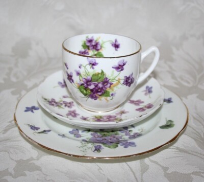 GEMISCHTE HAMMERSLEY ART DECO VIKTORIANISCHE VEILCHEN UNTERTASSE & TELLER MIT HERZOGIN TASSE TRIO