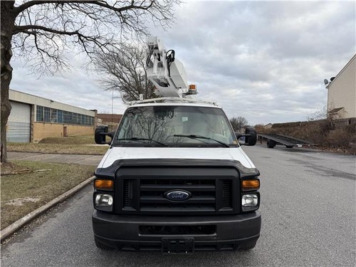 2008 Ford E350 BUCKET VAN ALTEC BUCKET VAN BUCKET TRUCK 36ft - Picture 8 of 40