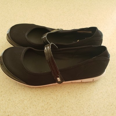 nike mary jane shoes