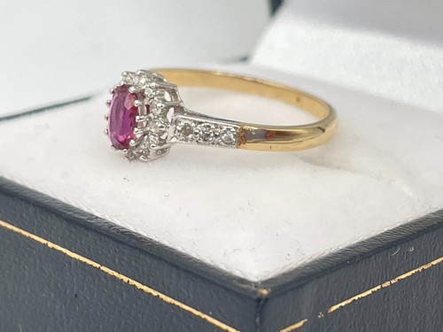 9ct Gold Hallmarked Ruby & Diamond Cluster Ring. Goldmine Jewellers. - Picture 6 of 8
