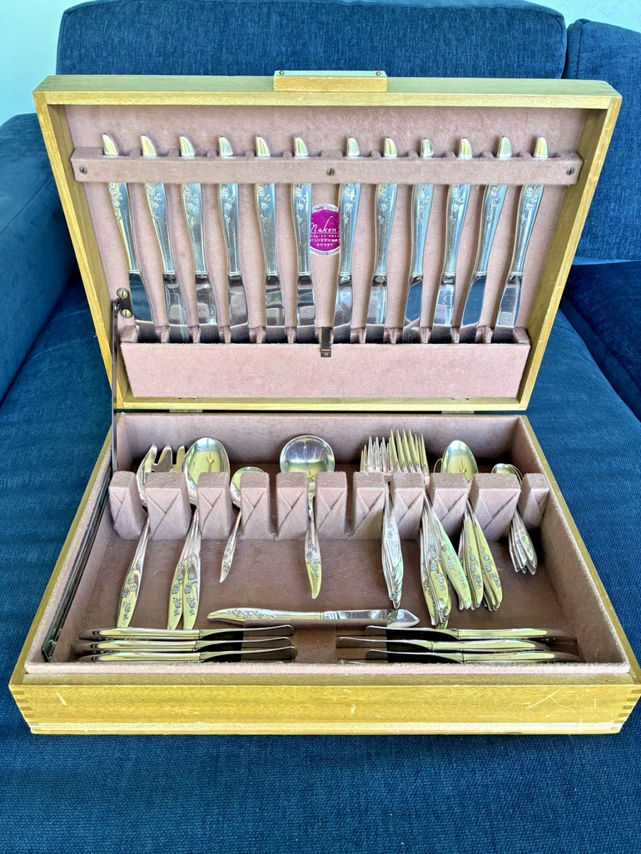 ONEIDA Flatware-Place Setting Antique US Sterling Silver Flatware