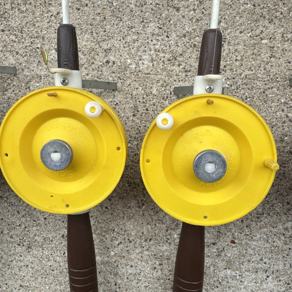 6 VTG Ice Rod/Reel Combo w/ Line, Stand, Made in USA, 4 Schooley, 2 Unbranded - Image 4 of 4
