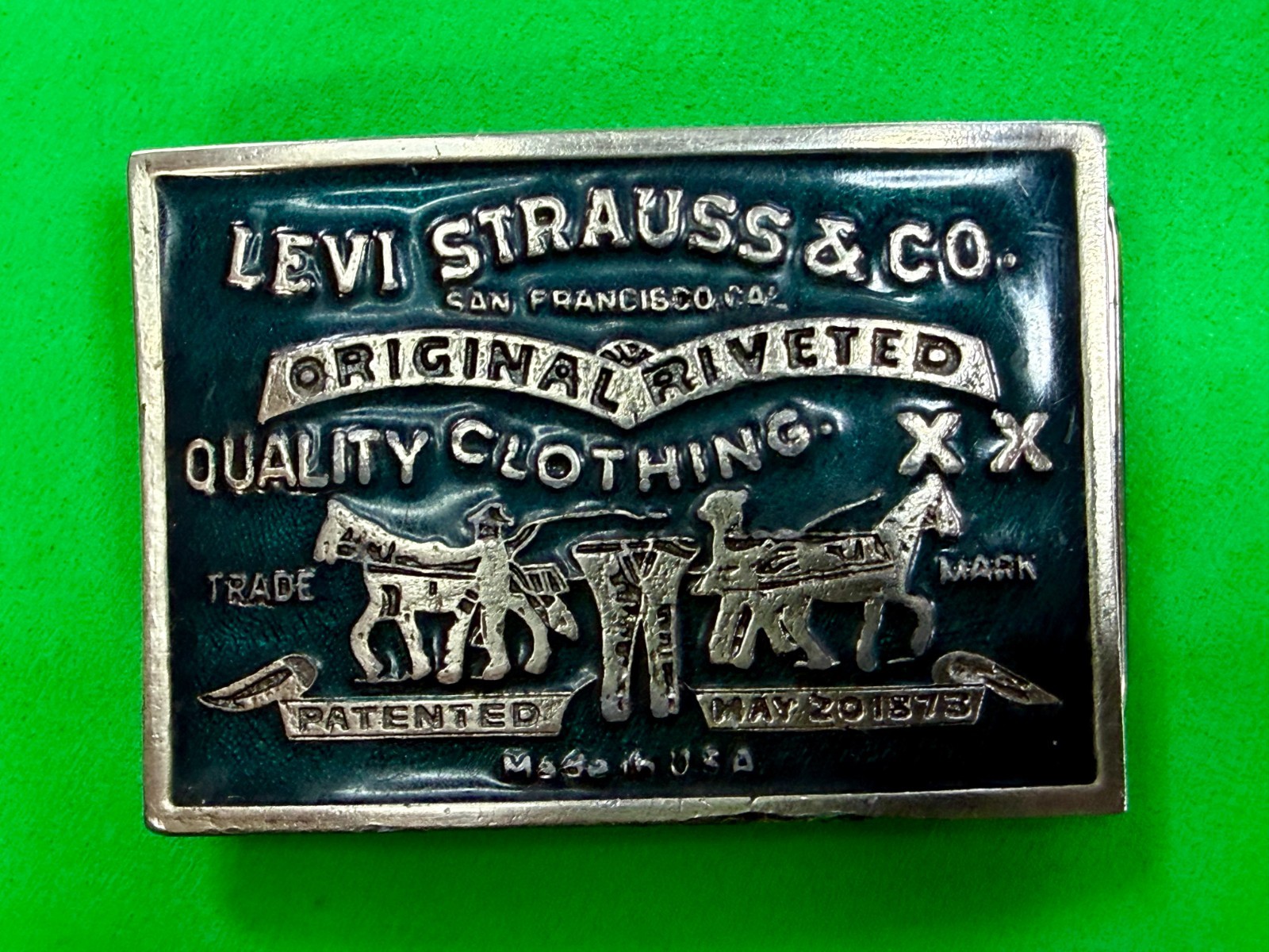 Levi Strauss Co Label Original Riveted Promo Vintage Green Enameled Belt Buckle  thumbnail 19