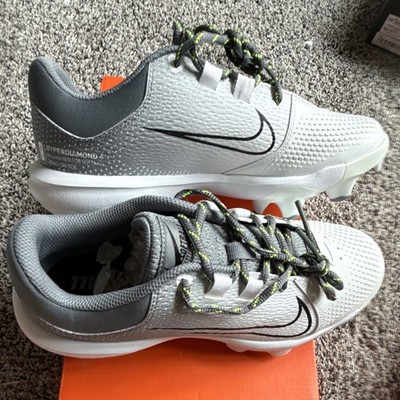 Nike Hyperdiamond 4 Gray/Black Low Top Lace-Up Softball Cleats