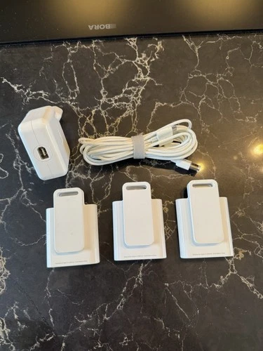 Lot of 3 iPod Mini Clips + FireWire AC Adapter + FireWire  + USB FireWire